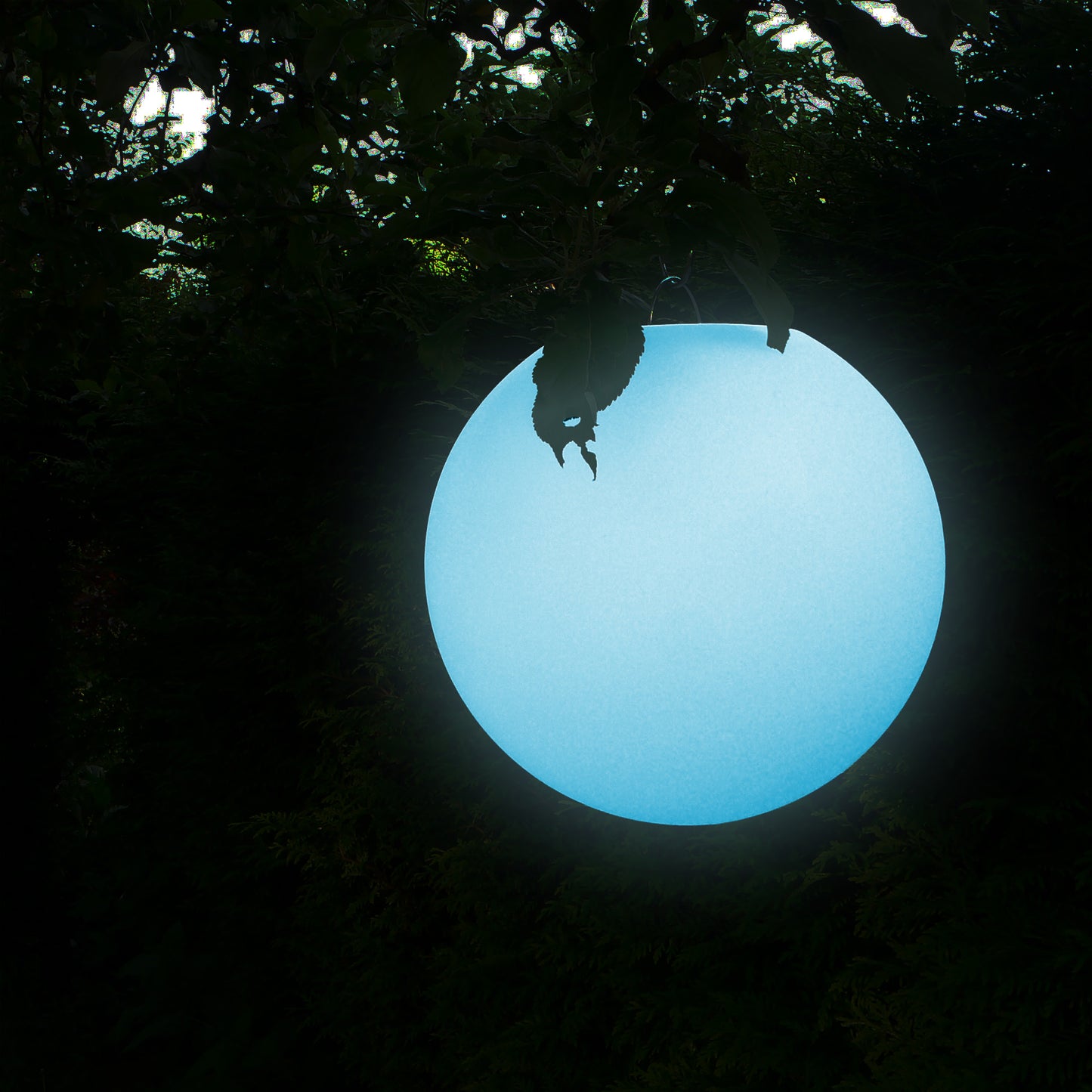 Kabellose Akku-LED-Kugelleuchte 50cm - auch als hängende Kugellampe geeignet