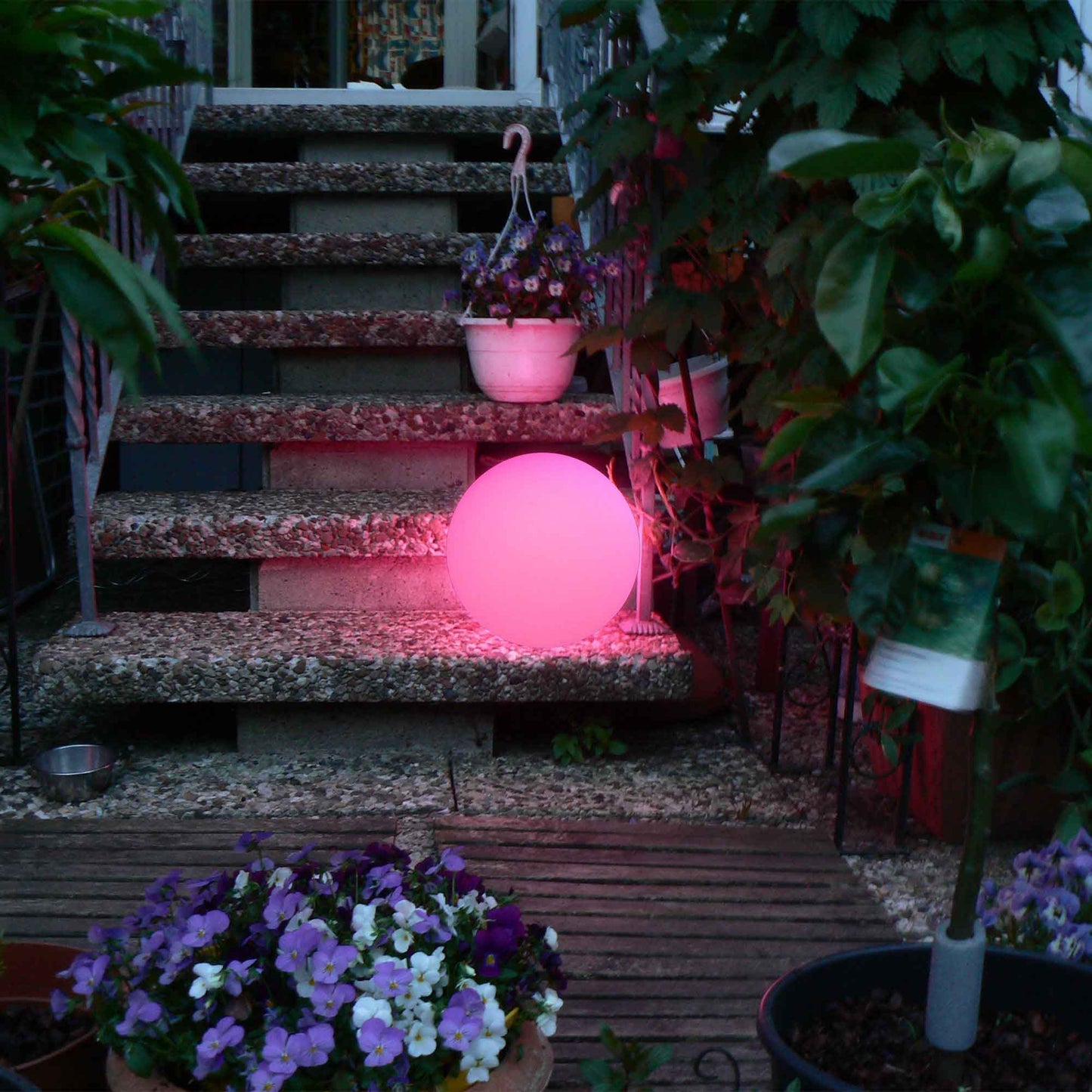 Wetterfeste LED-Kugellampe IP54 – Perfekt für Garten & Terrasse