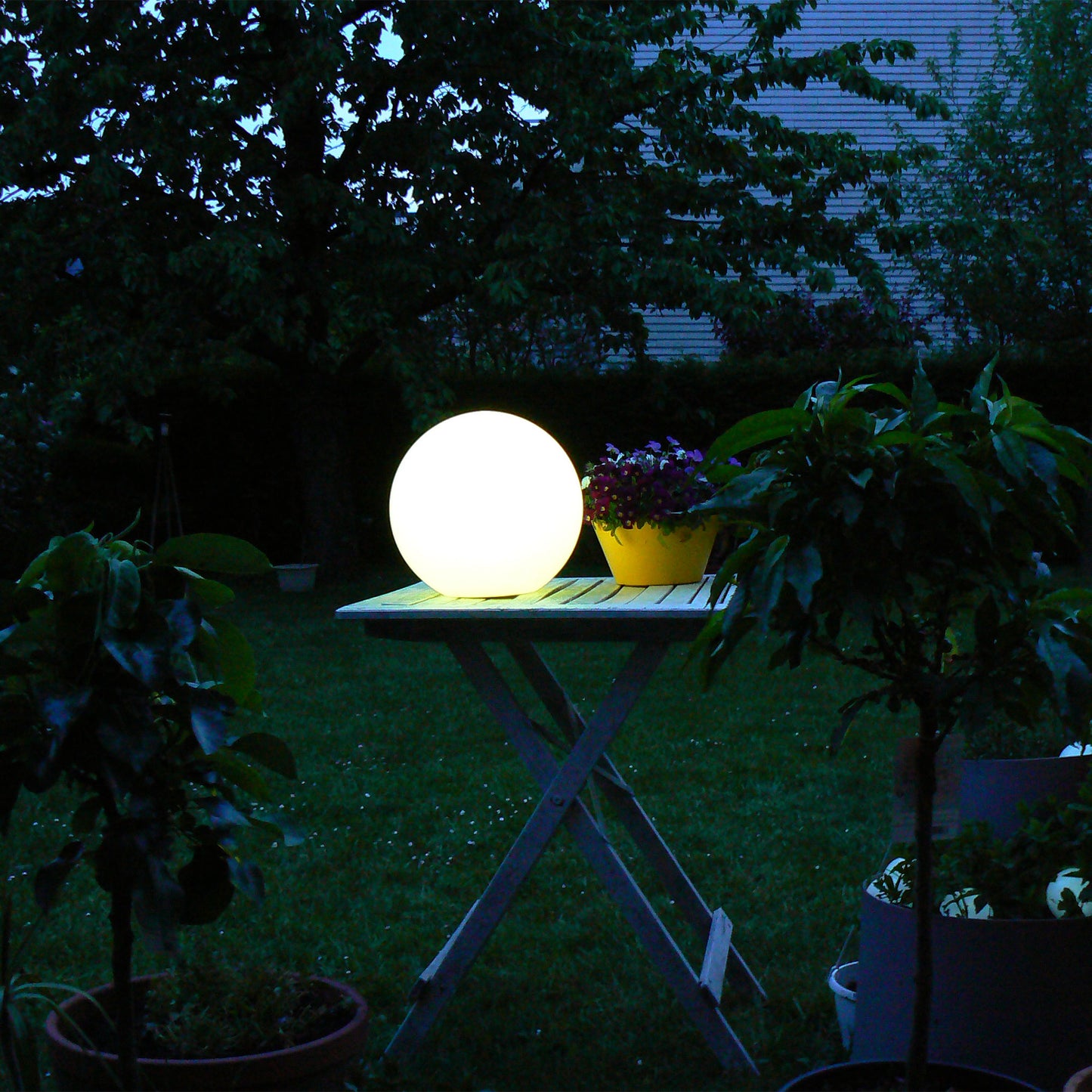 LED Solar Eco Lampe 30cm warmweiss mit Akku